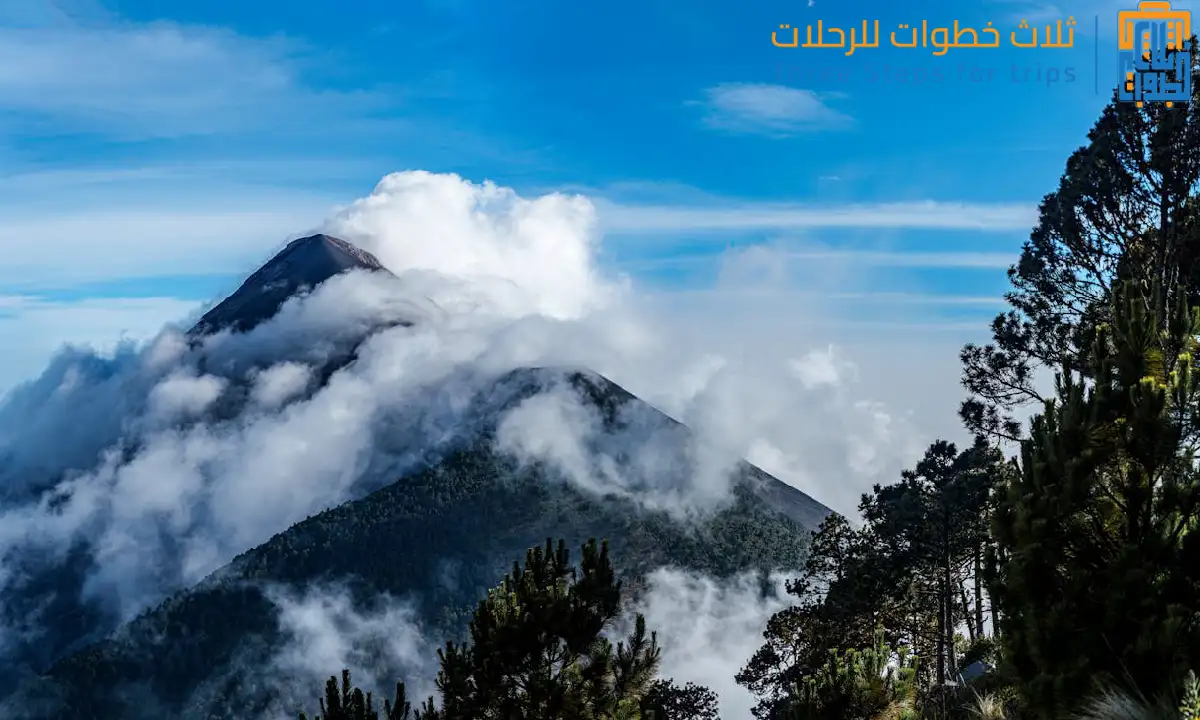 جبل آغونج أعلى جبل بركاني في بالي وقمته الثلجية مع ثلاث خطوات للرحلات